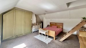 Photo 6- click for photo gallery